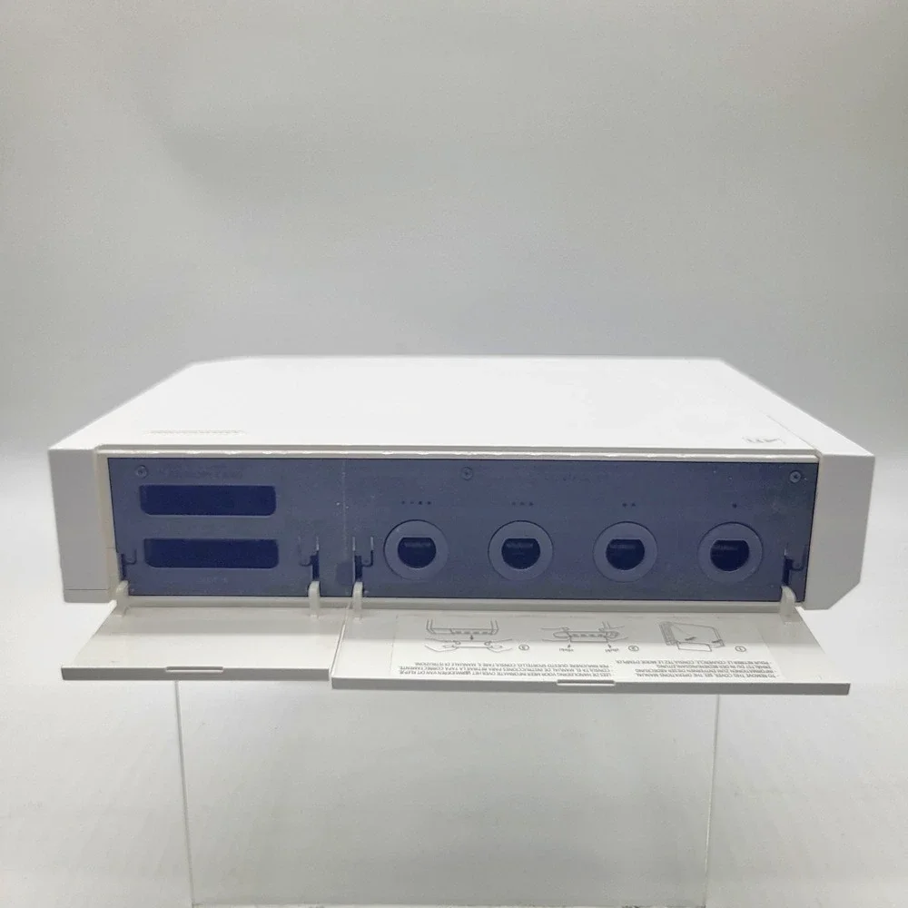 Nintendo Wii RVL-001 White Console Bundle GameCube Compatible w/ Controllers